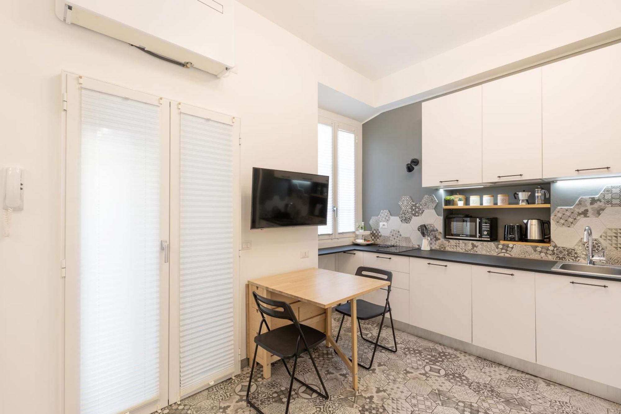 Tiny & Tidy Studio In The Key Area Of מילאנו מראה חיצוני תמונה