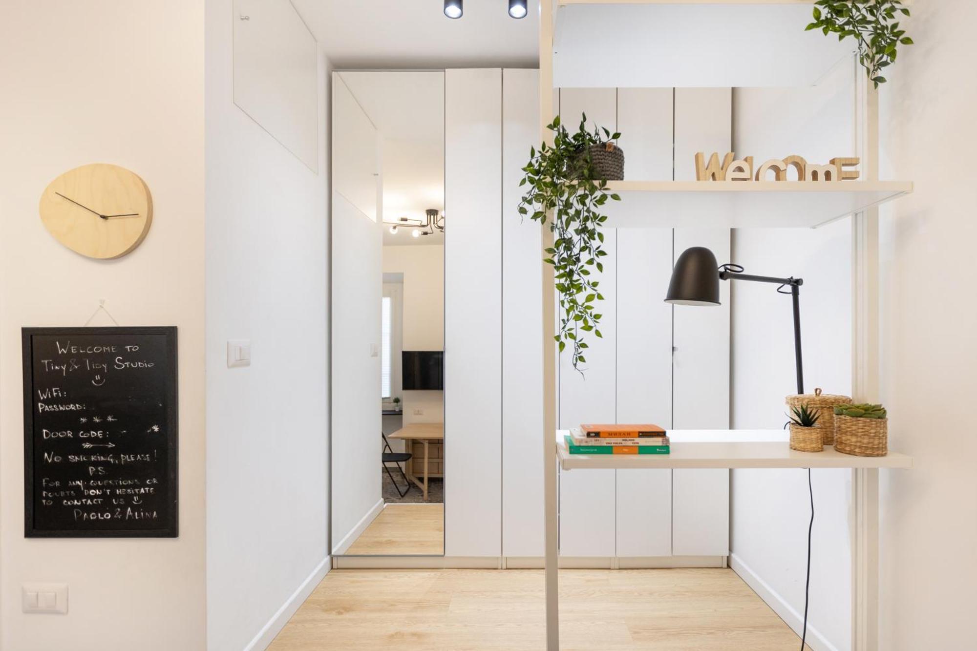 Tiny & Tidy Studio In The Key Area Of מילאנו מראה חיצוני תמונה